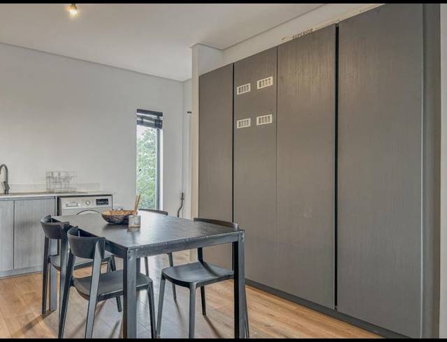 2 BEDROOM APARTMENT FOR SALE IN HYDE PARK